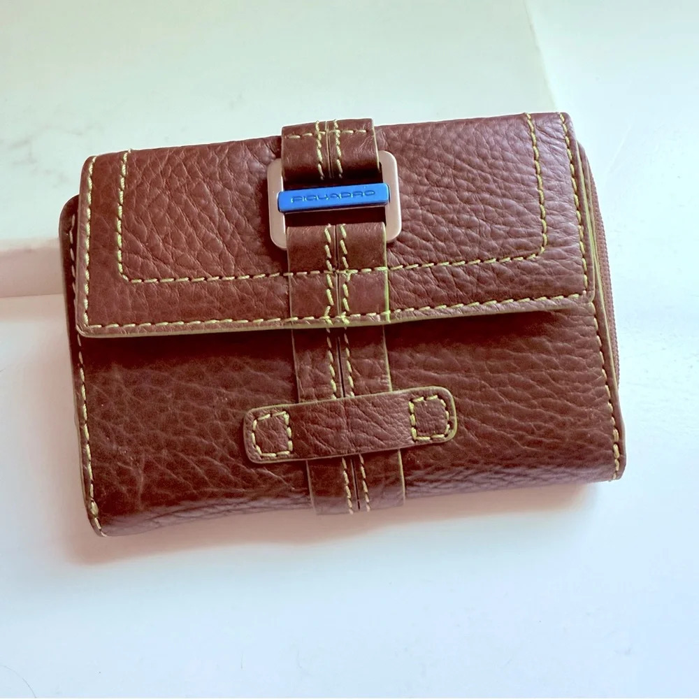 NWOT Piquardo Leather Wallet